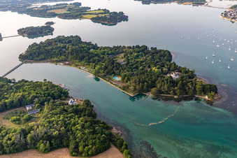 Vue aérienne de Île de Garo à Loctudy dans le département Finistère, France