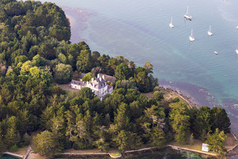 Vue aérienne de Île de Garo à Loctudy dans le département Finistère, France