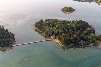 Vue aérienne de Île de Queffen à Loctudy dans le département Finistère, France