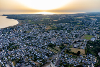 Vue aérienne de Guilvinec dans le département Finistère, France
