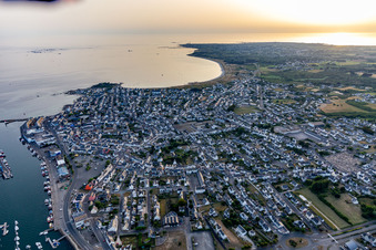 Photographie aérienne de Guilvinec dans le département Finistère, France