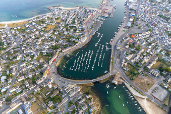 Image drone de Port de Guilvine à Treffiagat dans le département Finistère, France