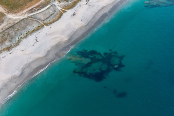 Vue oblique de Plage de Kersauz à Treffiagat dans le département Finistère, France