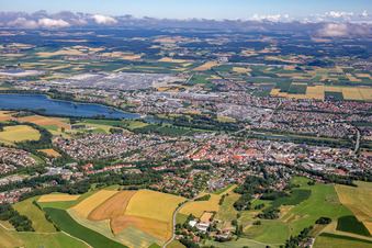 Vue oblique de Dingolfing dans le département Bavière, Allemagne