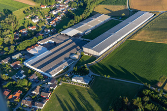Vue aérienne de Usine de conserves Eggerstorfer GmbH à Esterndorf à Roßbach dans le département Bavière, Allemagne
