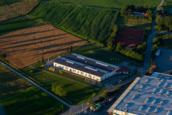 Vue aérienne de Köppl Metalltechnik GmbH & CO.KG à le quartier Sankt Peter in Aldersbach dans le département Bavière, Allemagne