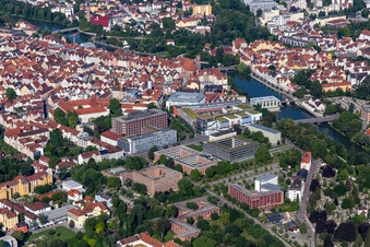 Vue aérienne de Bureau des impôts Landshut à Landshut dans le département Bavière, Allemagne