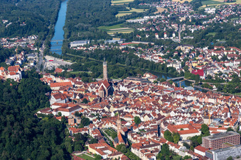 Vue aérienne de Vieille ville Landshut à Landshut dans le département Bavière, Allemagne