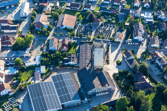 Vue aérienne de Xaver Schütz Entrepôt de commerce agricole Matériaux de construction à le quartier Piering in Salching dans le département Bavière, Allemagne