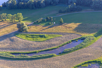 Photographie aérienne de Polder sur le Danube à le quartier Niederachdorf in Kirchroth dans le département Bavière, Allemagne