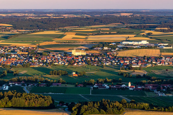 Photographie aérienne de Geiselhöring dans le département Bavière, Allemagne