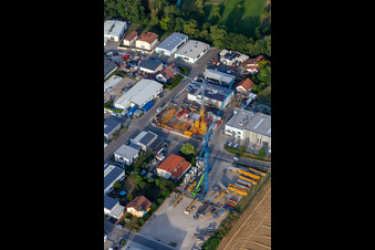 Vue aérienne de SCHWAB GmbH dans le parc industriel Liedolsheim SW à le quartier Liedolsheim in Dettenheim dans le département Bade-Wurtemberg, Allemagne