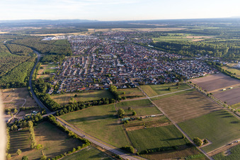 Quartier Neudorf in Graben-Neudorf dans le département Bade-Wurtemberg, Allemagne hors des airs