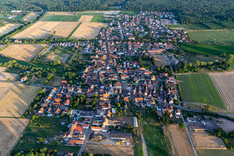 Vue aérienne de Westheim dans le département Rhénanie-Palatinat, Allemagne