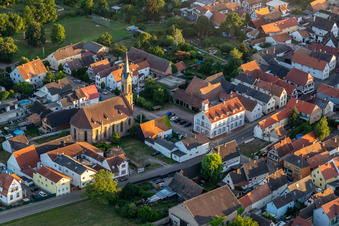 Photographie aérienne de Christ Church - Paroisse protestante Lustadt à le quartier Niederlustadt in Lustadt dans le département Rhénanie-Palatinat, Allemagne