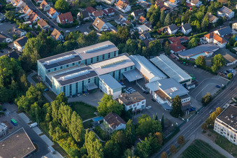 Vue aérienne de Wickert Maschinenbau GmbH à Wollmesheimer Höhe à Landau in der Pfalz dans le département Rhénanie-Palatinat, Allemagne
