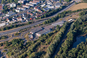 Vue aérienne de Maximiliancenter Maxau avec McDonald's, dm-drogerie markt et Lidl à le quartier Maximiliansau in Wörth am Rhein dans le département Rhénanie-Palatinat, Allemagne