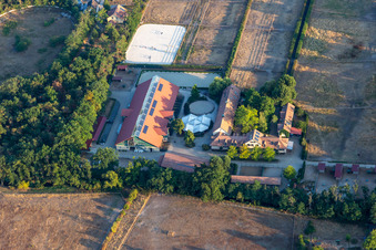 Vue aérienne de Gut Rehbach à Haßloch dans le département Rhénanie-Palatinat, Allemagne