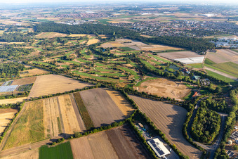 Vue aérienne de Parc du golf du Kurpfalz Parc du golf du Kurpfalz à Schifferstadt dans le département Rhénanie-Palatinat, Allemagne