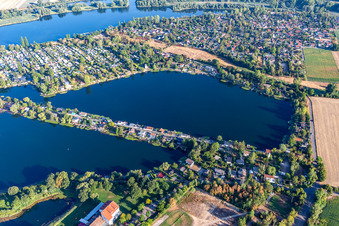 Vue aérienne de Zone de loisirs Blue Adriatic, Swan Pond et Mittelweg à Altrip dans le département Rhénanie-Palatinat, Allemagne