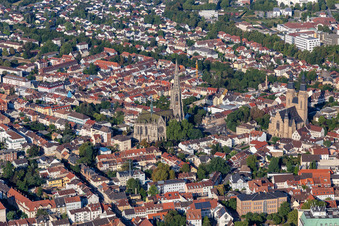 Vue aérienne de Église commémorative de la Protestation et de Saint-Joseph à Speyer dans le département Rhénanie-Palatinat, Allemagne