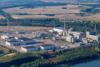 Vue aérienne de TransnetBW GmbH, sous-station à courant continu sur le site de la centrale nucléaire déclassée Philippsburg à Philippsburg dans le département Bade-Wurtemberg, Allemagne