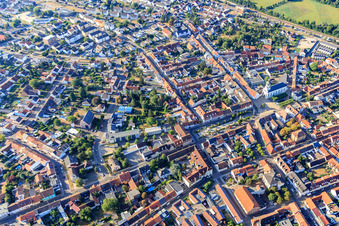 Vue aérienne de Marché à Philippsburg dans le département Bade-Wurtemberg, Allemagne