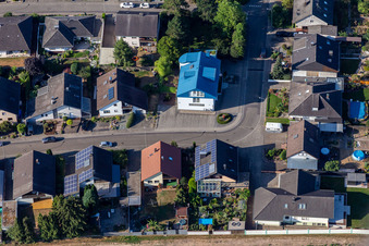Vue aérienne de Pharmacie du Palatinat à Kuhardt dans le département Rhénanie-Palatinat, Allemagne