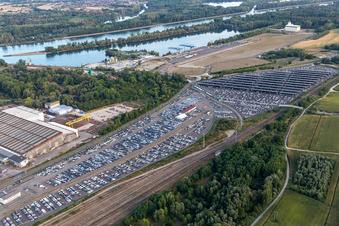 Vue aérienne de Walon à Lauterbourg dans le département Bas Rhin, France