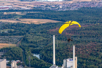 EnBW Energie Baden-Württemberg AG, centrale à vapeur du port du Rhin Karlsruhe à le quartier Daxlanden in Karlsruhe dans le département Bade-Wurtemberg, Allemagne depuis l'avion