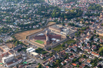 Photographie aérienne de Établissement correctionnel Bruchsal à Bruchsal dans le département Bade-Wurtemberg, Allemagne