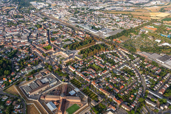 Établissement correctionnel Bruchsal à Bruchsal dans le département Bade-Wurtemberg, Allemagne d'en haut
