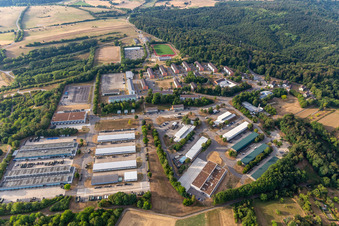 Vue aérienne de Commandement du Service de Police Militaire Bruchsalm Bataillon de Défense NBC 750 "Baden", StOÜbPl Bruchsal à Bruchsal dans le département Bade-Wurtemberg, Allemagne