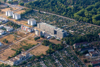 Vue aérienne de Parc technologique Neubau sur Emmy-Noether-Straße à le quartier Rintheim in Karlsruhe dans le département Bade-Wurtemberg, Allemagne