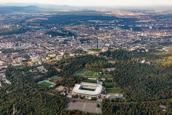 Photographie aérienne de Nouveau chantier du Wildparkstadion du Karlsruher Sport-Club GmbH & Co. KGaA à le quartier Innenstadt-Ost in Karlsruhe dans le département Bade-Wurtemberg, Allemagne