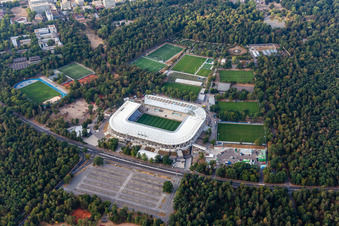 Nouveau chantier du Wildparkstadion du Karlsruher Sport-Club GmbH & Co. KGaA à le quartier Innenstadt-Ost in Karlsruhe dans le département Bade-Wurtemberg, Allemagne d'en haut