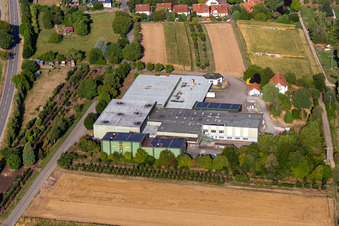 Vue aérienne de Domaine viticole Julius Kimmle GmbH & Co. KG à le quartier Kapellen in Kapellen-Drusweiler dans le département Rhénanie-Palatinat, Allemagne