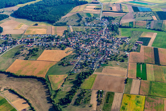 Vue d'oiseau de Schœnenbourg dans le département Bas Rhin, France