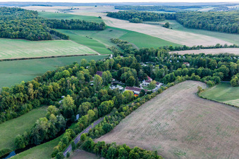 Vue aérienne de Camping SAS Forge de Sainte Marie à Thonnance-les-Moulins dans le département Haute Marne, France