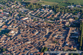 Photographie aérienne de Rivolta d’Adda dans le département Cremona, Italie