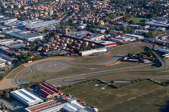 Photographie aérienne de Circuit de Formule 1 de Ferrari, Pista di Fiorano, Circuito di Fiorano à Fiorano Modenese dans le département Modena, Italie