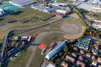 Vue oblique de Circuit de Formule 1 de Ferrari, Pista di Fiorano, Circuito di Fiorano à Fiorano Modenese dans le département Modena, Italie