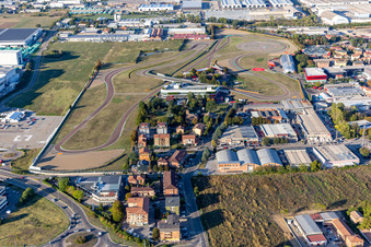 Photographie aérienne de Circuit de Formule 1 de Ferrari, Pista di Fiorano, Circuito di Fiorano à Maranello dans le département Modena, Italie