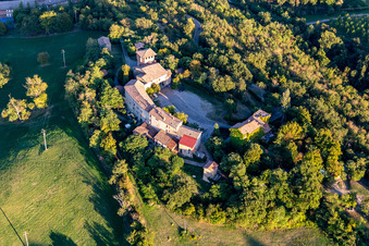 Photographie aérienne de Château de Casalgrande à Casalgrande dans le département Reggio Emilia, Italie