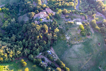Vue oblique de Château de Torricella à Scandiano dans le département Reggio Emilia, Italie
