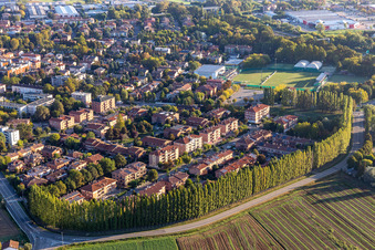 Vue aérienne de Parc Tien An Men à Campogalliano dans le département Modena, Italie