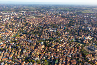 Vue aérienne de Du sud à Modena dans le département Modena, Italie