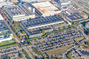 Ferrari SPA à Maranello dans le département Modena, Italie depuis l'avion