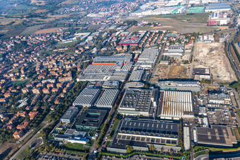 Image drone de Ferrari SPA à Maranello dans le département Modena, Italie