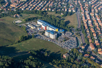 Vue aérienne de Nouvel hôpital civil de Sassuolo à Sassuolo dans le département Modena, Italie